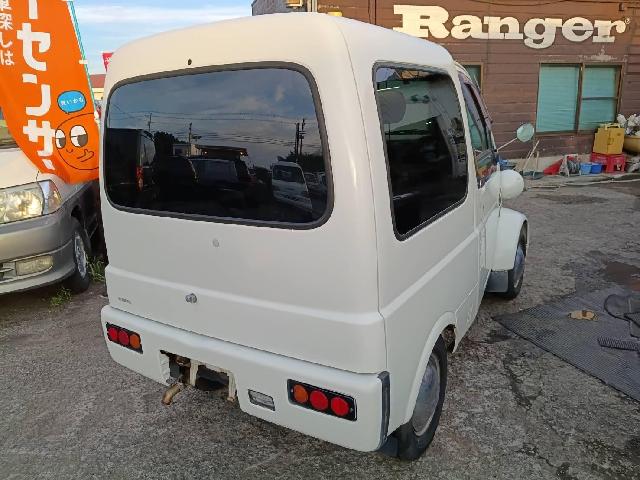 Daihatsu Midget II 5