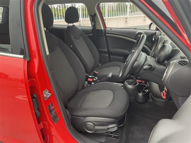 MINI Crossover 9