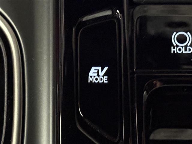 Lexus NX 10