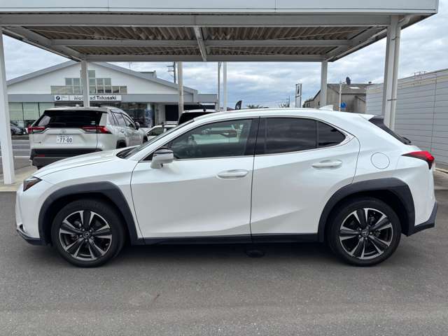 Lexus UX 4