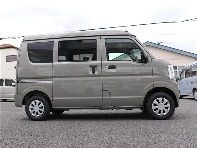 Suzuki Every 12
