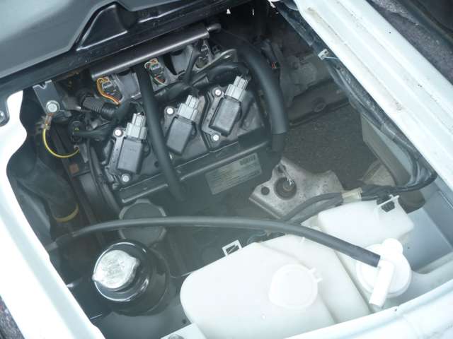 Mitsubishi Minicab Van 12