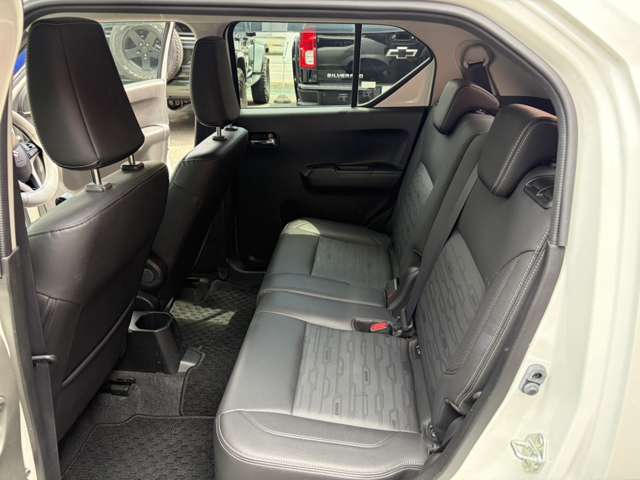 Suzuki Ignis 12