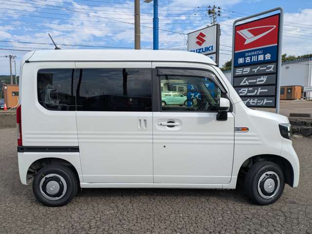 Honda N-VAN 10