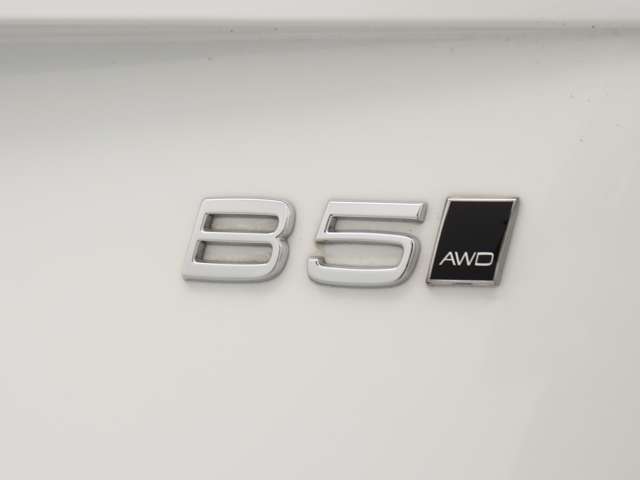 Volvo XC90 5