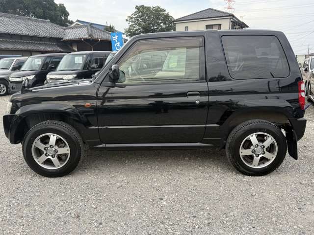 Mitsubishi Pajero Mini 11