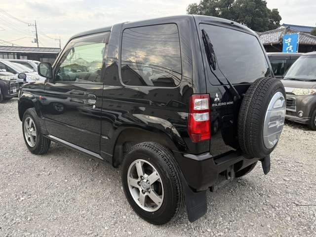 Mitsubishi Pajero Mini 10