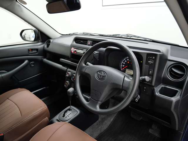 Toyota Probox Van 3