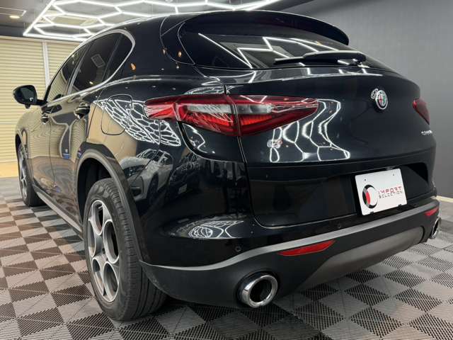 Alfa Romeo Stelvio 11