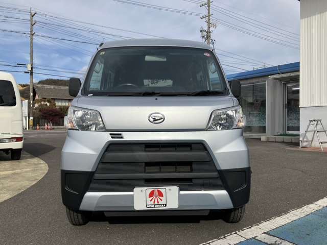 Daihatsu Hijet Cargo 5
