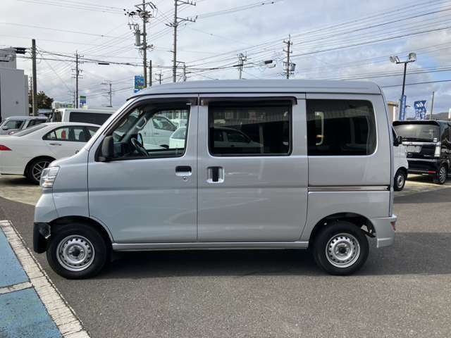 Daihatsu Hijet Cargo 7