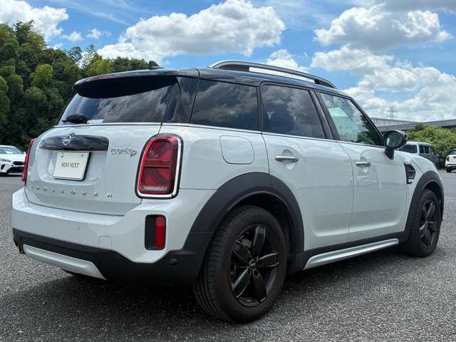 MINI Crossover 11