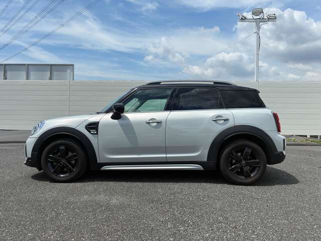MINI Crossover 8