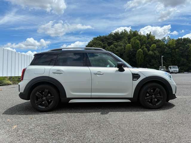MINI Crossover 9