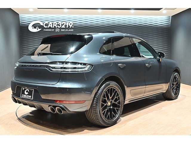 Porsche Macan 5