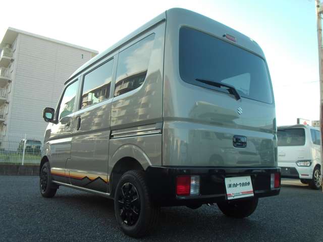 Suzuki Every 8
