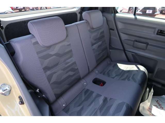 Daihatsu Taft 12