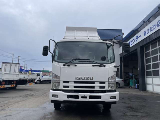 Isuzu Forward 12