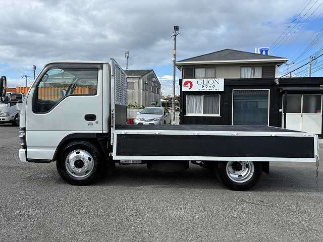 Isuzu Elf 11