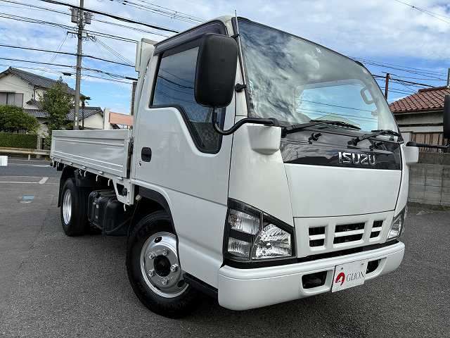 Isuzu Elf 3