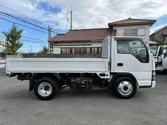 Isuzu Elf 5