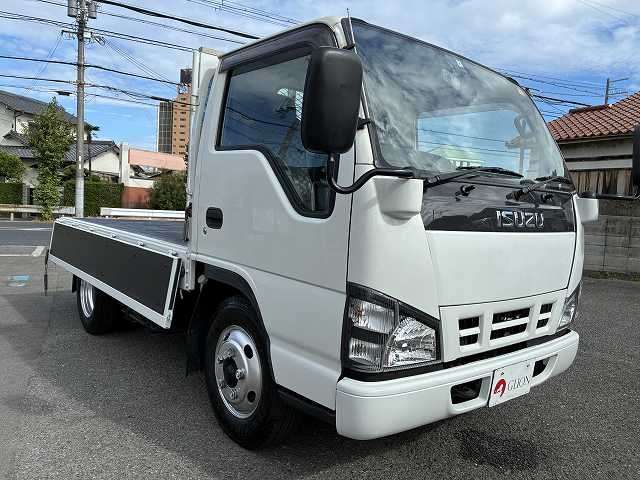 Isuzu Elf 10