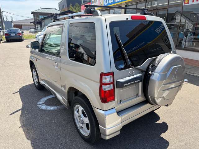 Mitsubishi Pajero Mini 6