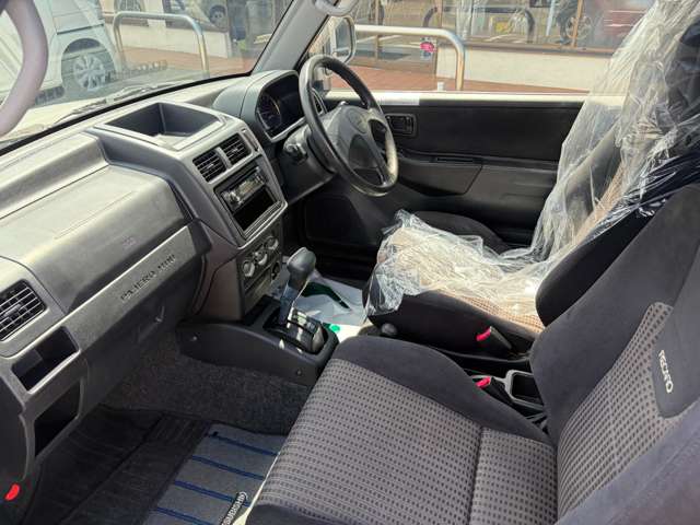 Mitsubishi Pajero Mini 9