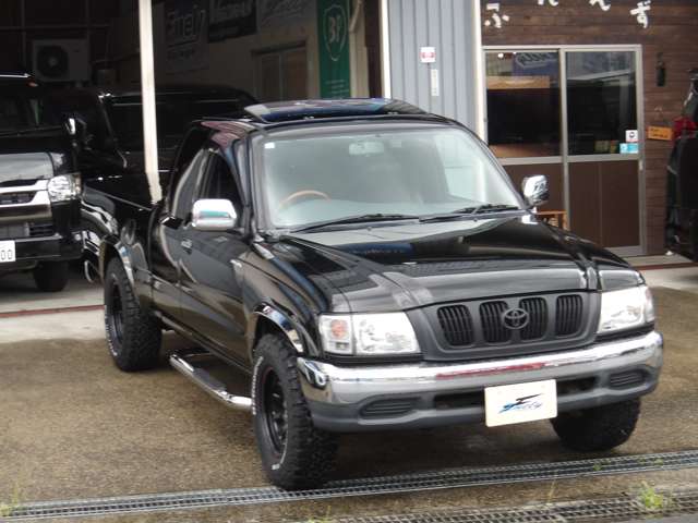 Toyota Hilux 6