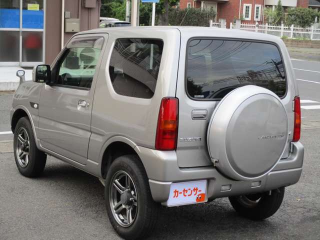 Suzuki Jimny 6