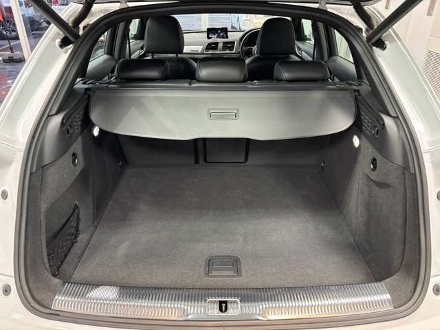 Audi Q3 9