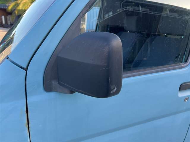 Daihatsu Hijet Deck Van 11