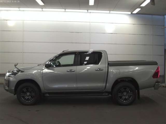Toyota Hilux 2