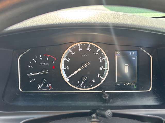 Toyota Hiace Van 10