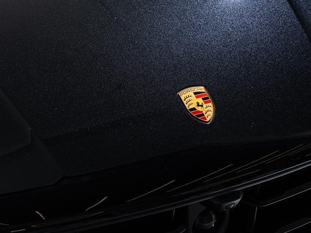 Porsche Macan 9