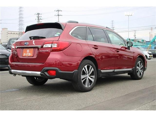 Subaru Legacy Outback 11