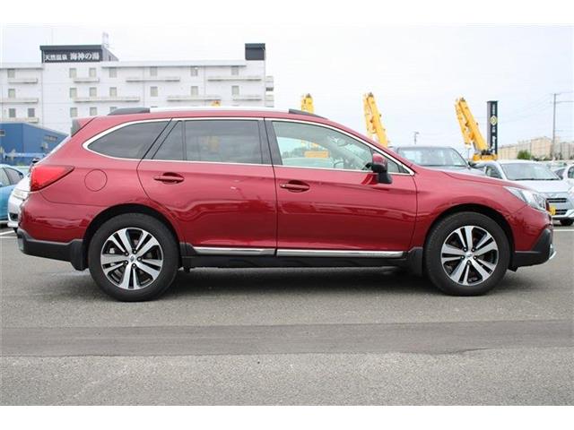 Subaru Legacy Outback 10
