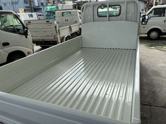 Toyota Toyoace 12