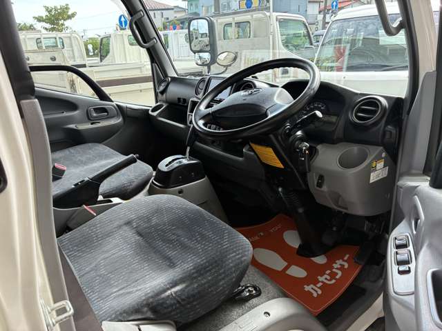 Toyota Toyoace 6