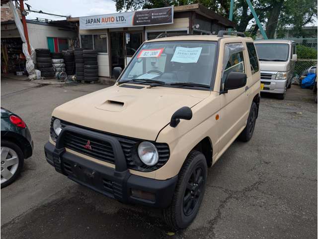 Mitsubishi Pajero Mini 2