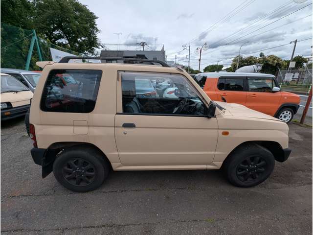 Mitsubishi Pajero Mini 7