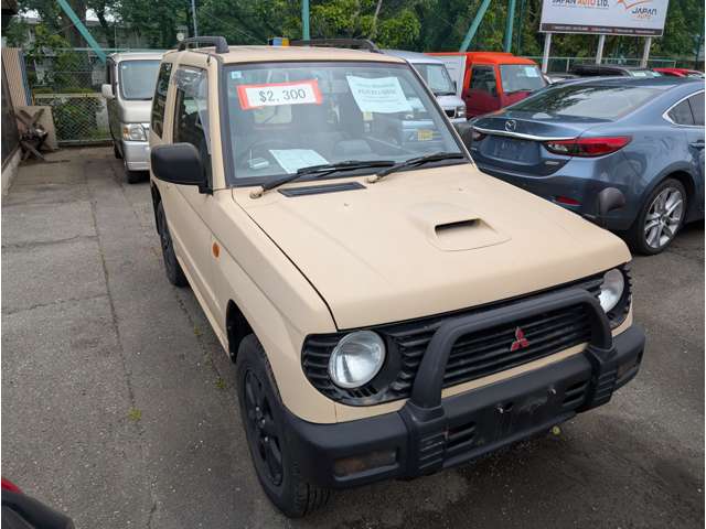 Mitsubishi Pajero Mini 8