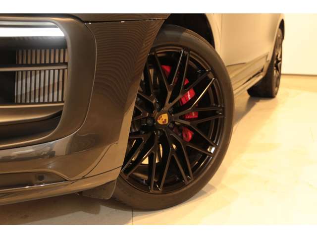 Porsche Macan 5