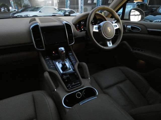 Porsche Cayenne 4