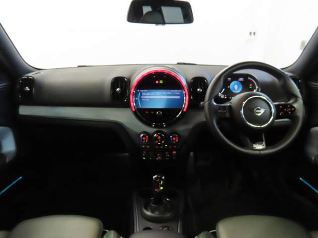 MINI Crossover 6