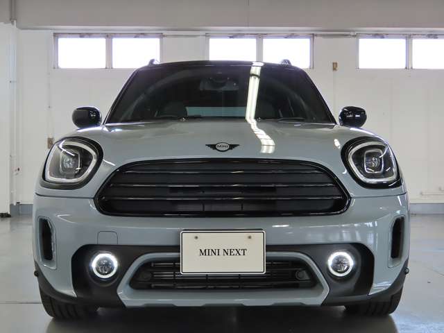 MINI Crossover 7