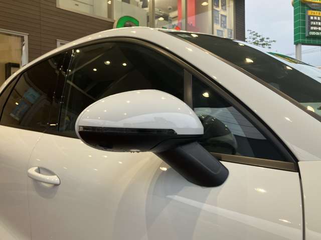 Porsche Macan 11