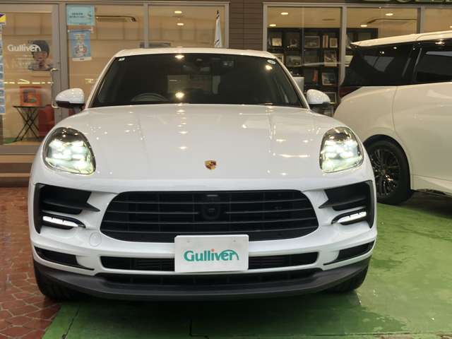 Porsche Macan 5