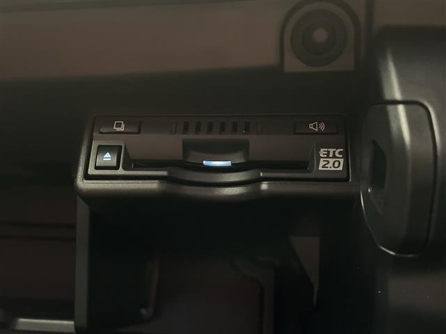 Lexus UX 11