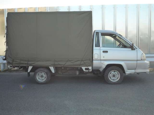 Toyota Light Ace Truck 3